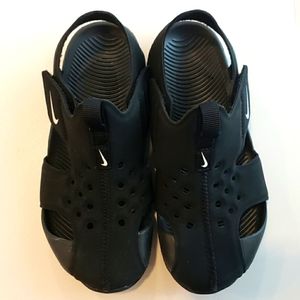 NIKE Black Sandals - Toddler 11
